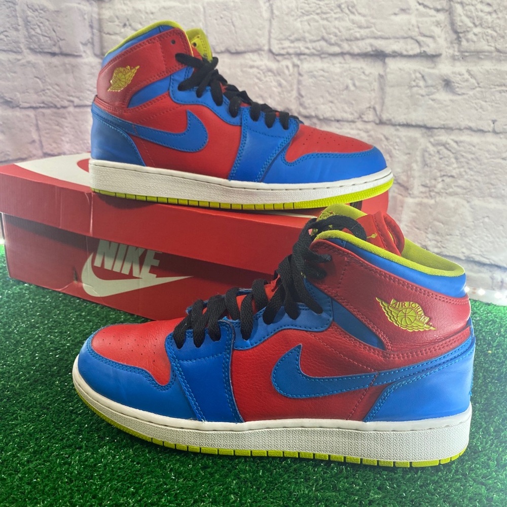Nike Air Jordan High Retro 1  Racer pack size 7youth